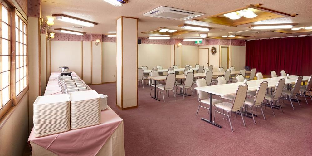 Okinawa Sun Plaza Hotel Naha Esterno foto